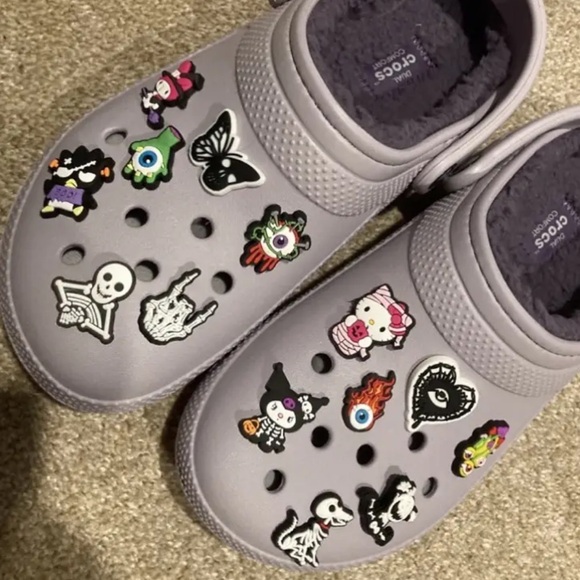 🆕 20pcs Hello Kitty Halloween Shoe Charms Set Anime Decorations For Crocs - Picture 9 of 12